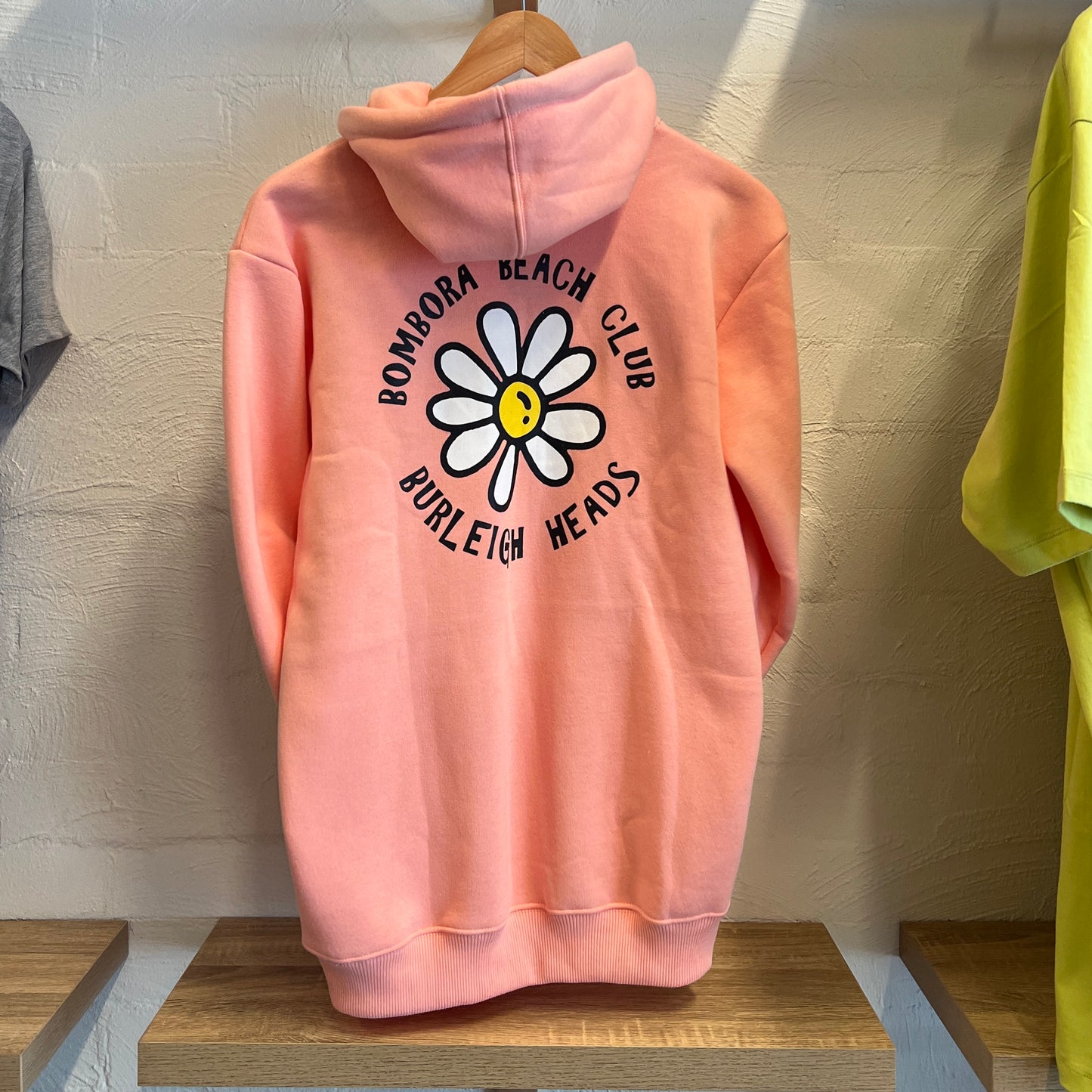 HOODIES | BOMBORA FLOWER BURLEIGH HEADS SALMON