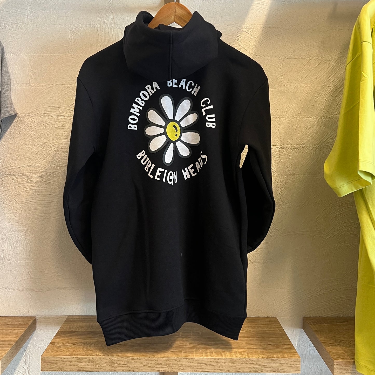 HOODIES | BOMBORA FLOWER BURLEIGH HEADS BLACK