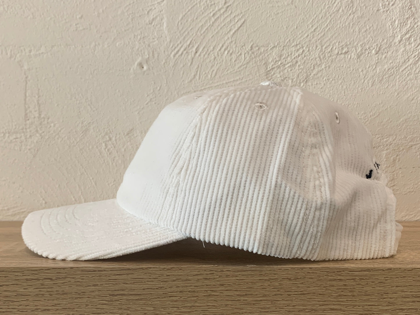 CAP | JUAN CAP CORDUROY SKATER-KID IN WHITE