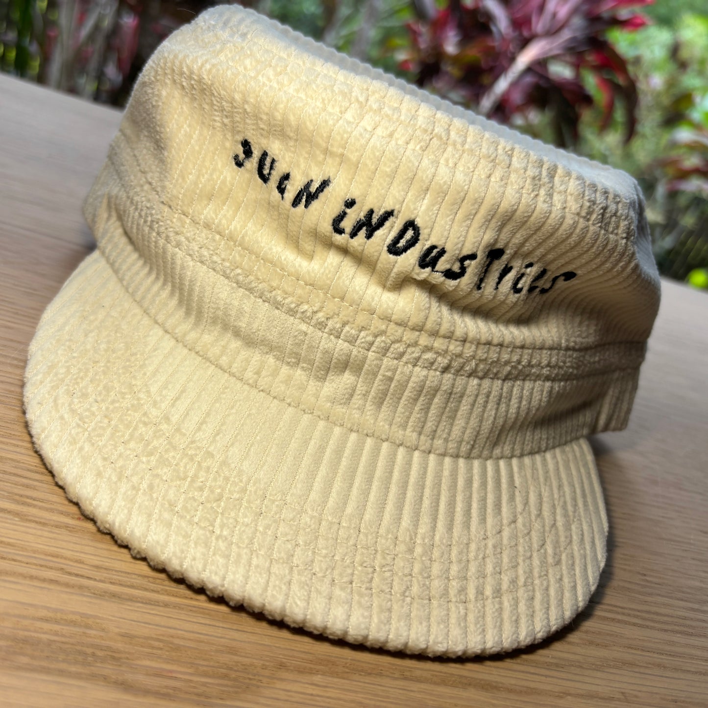 CAP  | JUAN ARMY STYLE CORDUROY CAP OFF WHITE